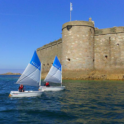 Stages petites vacances et Optimist à Carantec