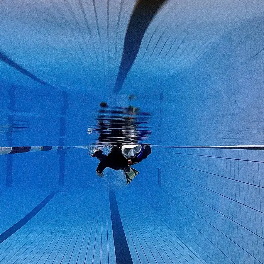 Initiation à la plongée en piscine avec Carantec Nautisme