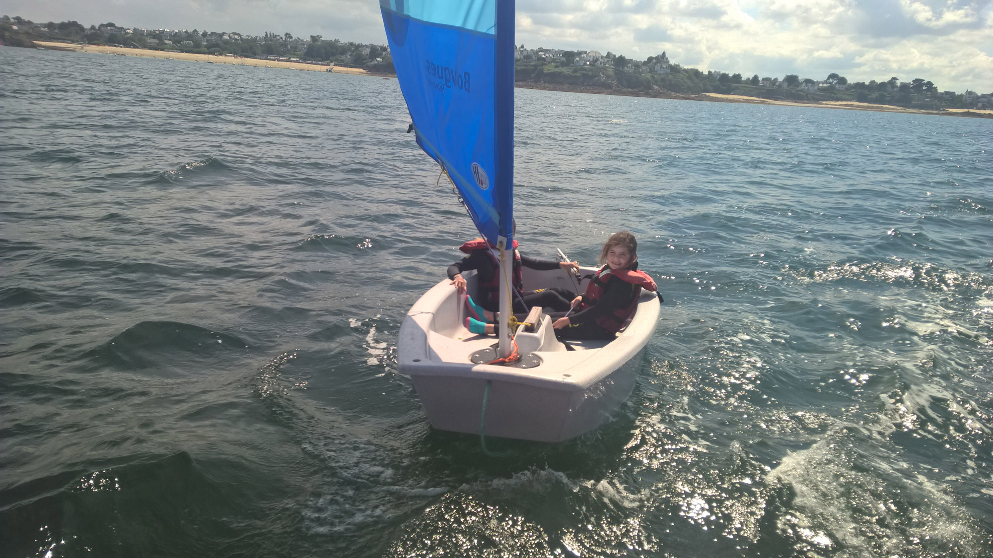 1er bord petite voile 1er bord petite voile
